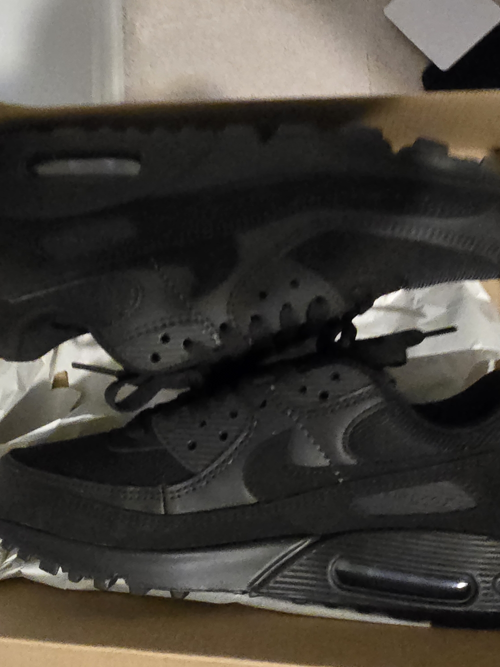 Nike Men’s Air Max 90 Sneaker - Black